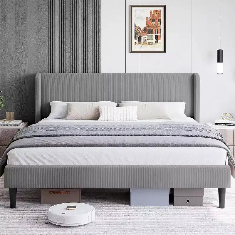 Cadre de lit avec tête de lit capitonnée, design plateforme en bois avec 2 poches de rangement, dossier ailé capitonné à canal vertical, lattes en bois solides.