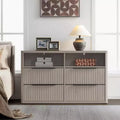 Commode moderne de 143,5 cm de large avec 4 tiroirs, étagère ouverte cannelée, rangement pour placard