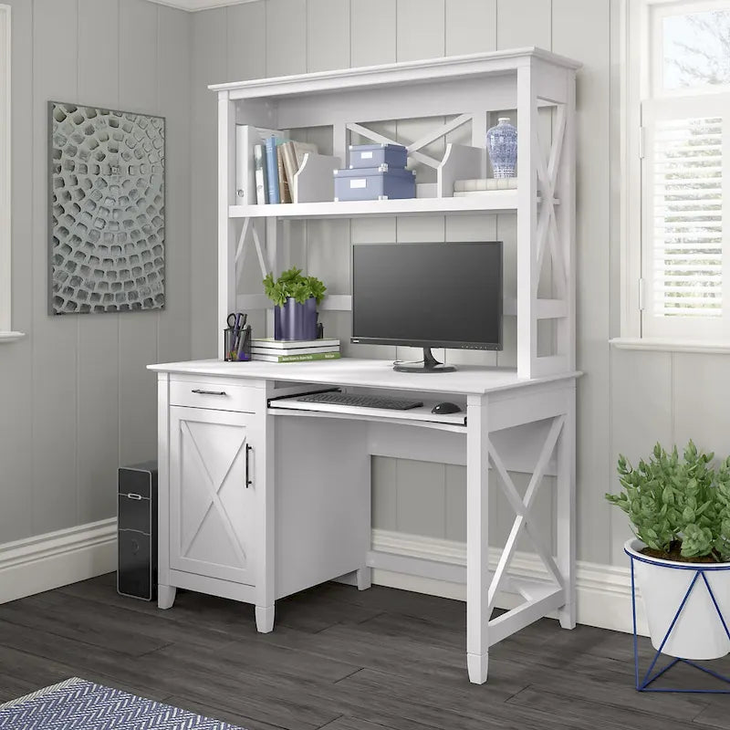 Petit bureau d'ordinateur Key West 48W avec étagère par Bush Furniture