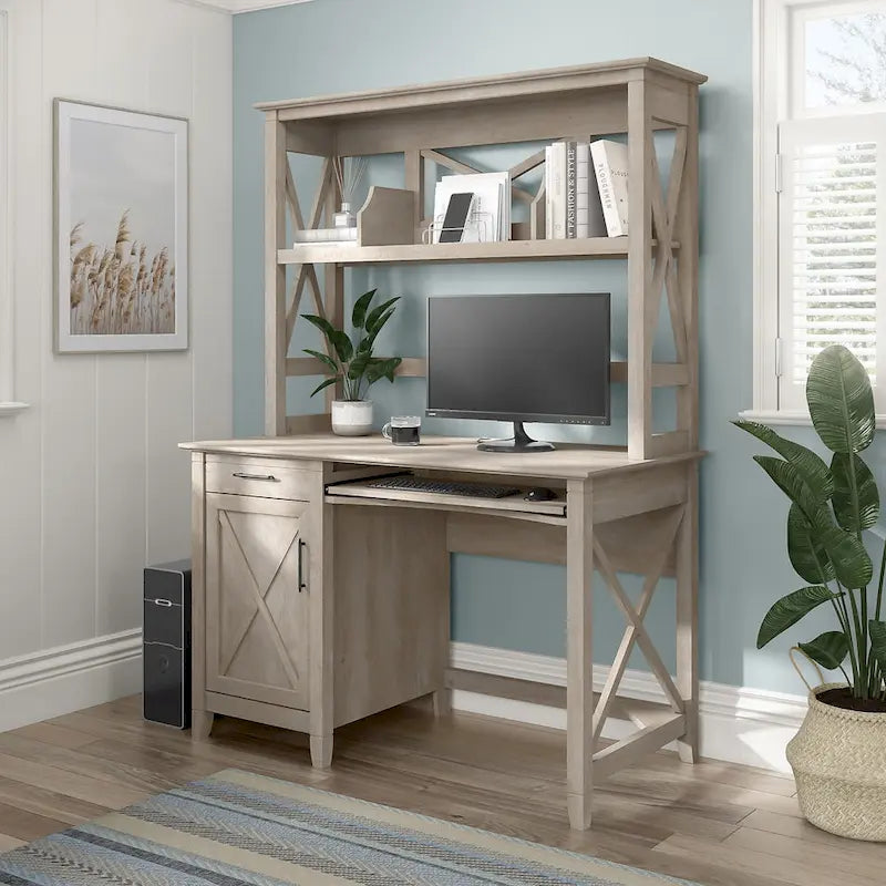 Petit bureau d'ordinateur Key West 48W avec étagère par Bush Furniture