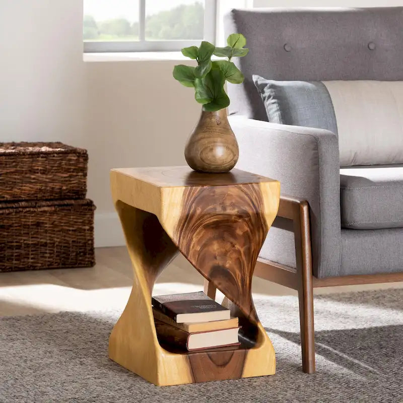 Table d'appoint Rapha sculptée à la main en bois de suar - Table d'appoint sculpturale avec motif torsadé, style bohème moderne pour salon ou chambre à coucher