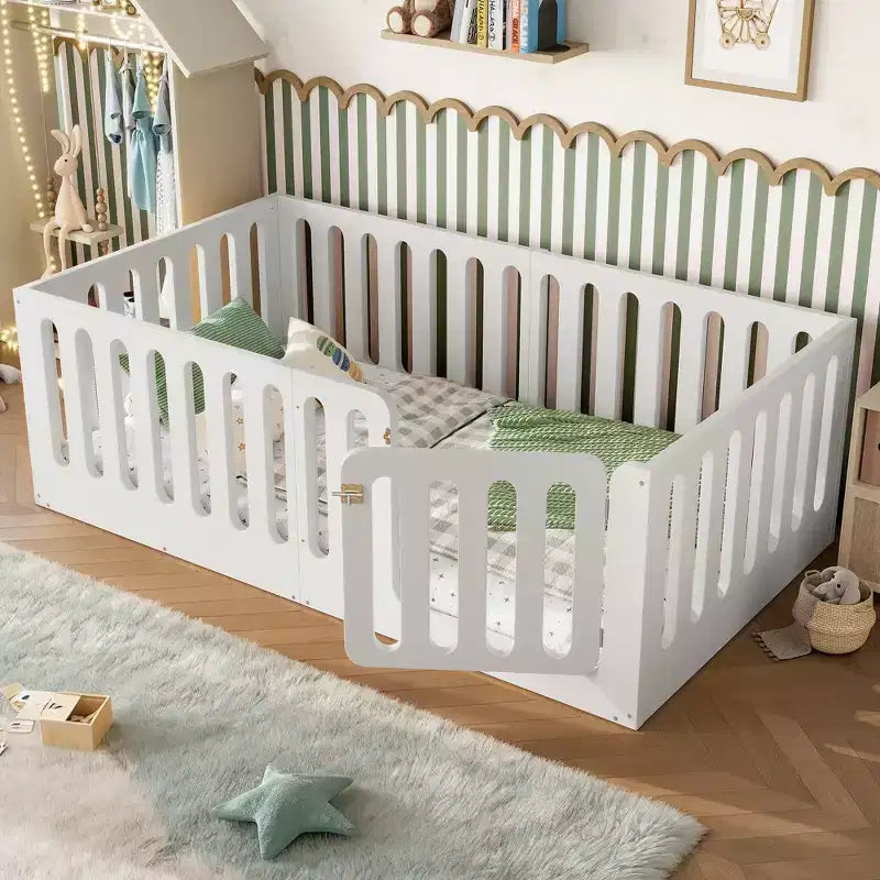 Lit Montessori simple blanc avec barrières et porte – Bois massif, 1 enfant