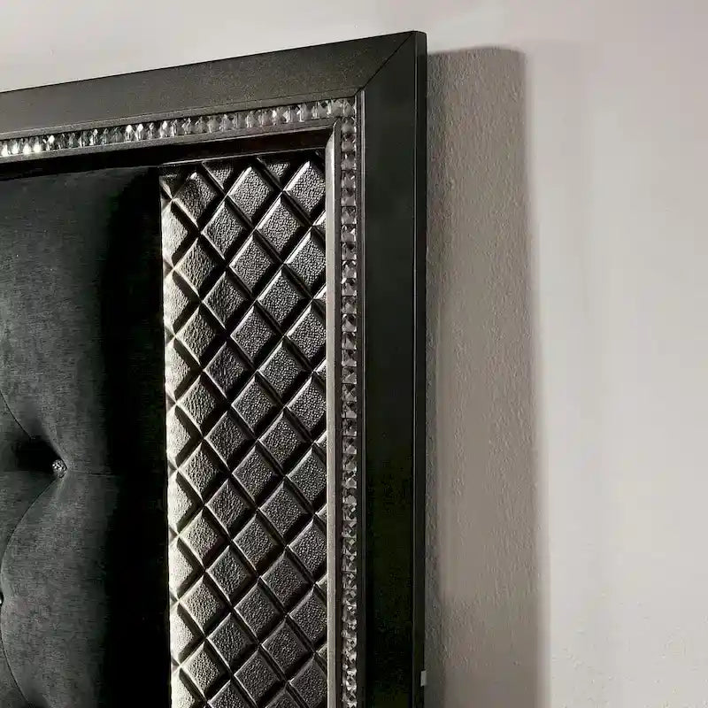 Lit LED capitonné Quista Glam gris en tissu Furniture of America