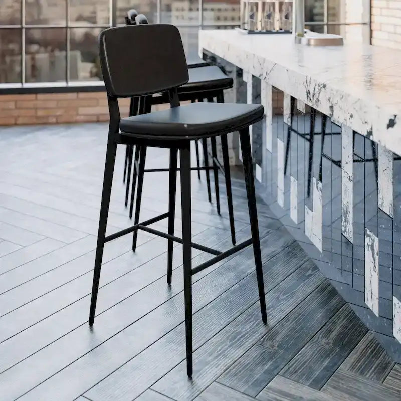 Lot de 2 tabourets de bar en similicuir avec cadre en fer et repose-pieds intégré