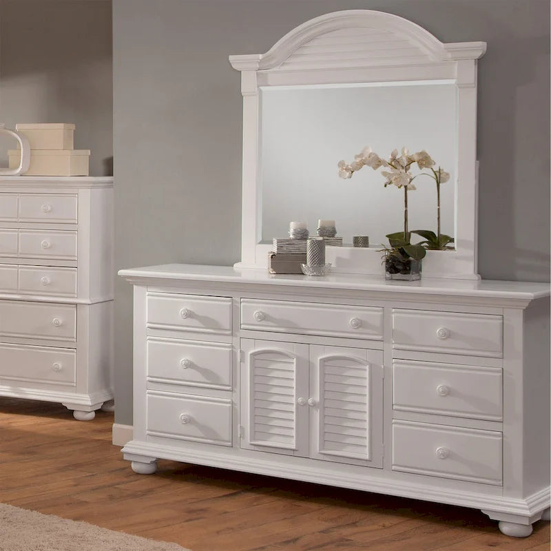 Commode triple et miroir en option Beachcrest