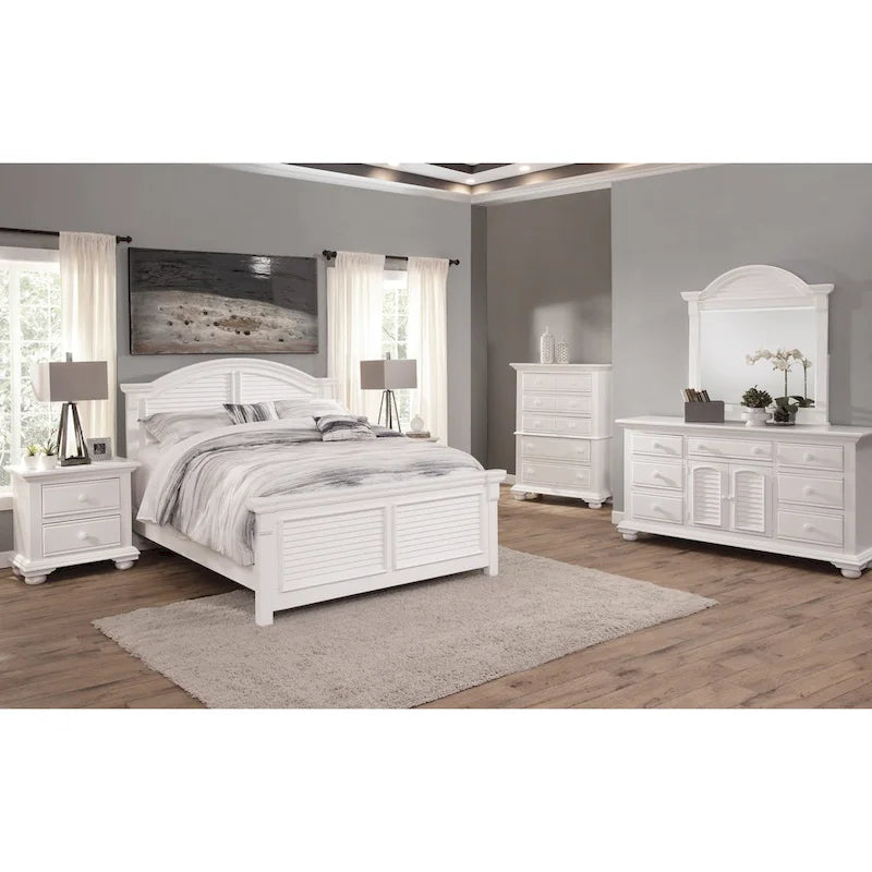 Commode triple et miroir en option Beachcrest