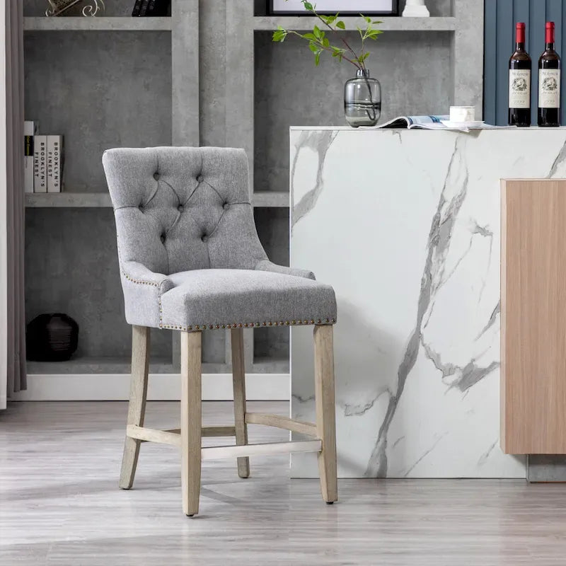 Tabouret de bar rembourré Carter 24 avec boutons touffetés