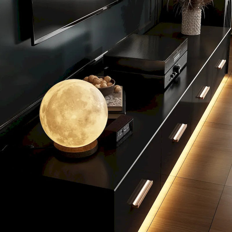Meuble TV luxueux et spacieux avec accents dorés - 70,9