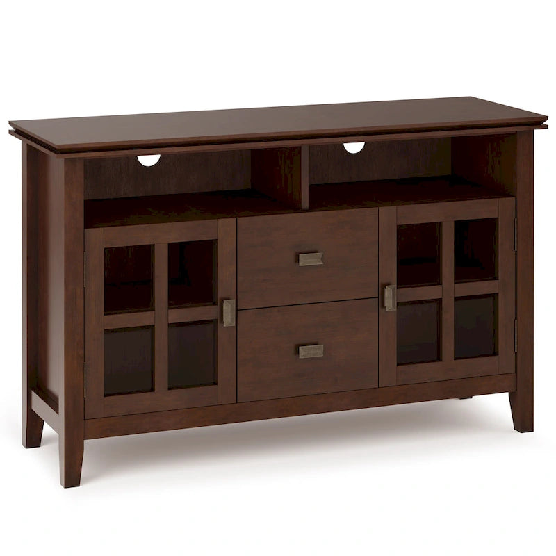 Meuble TV contemporain en bois massif WYNDENHALL Stratford, 122 cm de large, en brun roux, pour téléviseurs jusqu'à 55 pouces