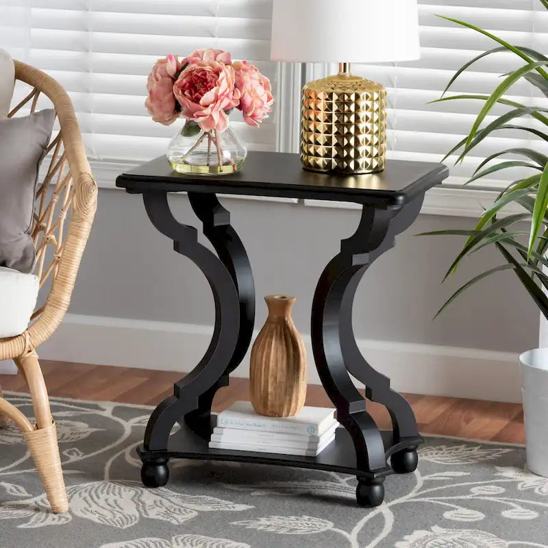 Table d'appoint Cianna classique et traditionnelle en bois