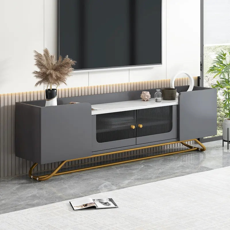 Meuble TV avec verre cannelé, meuble de divertissement pour téléviseurs jusqu'à 70 pouces, console TV avec plateau en faux marbre et piètement doré