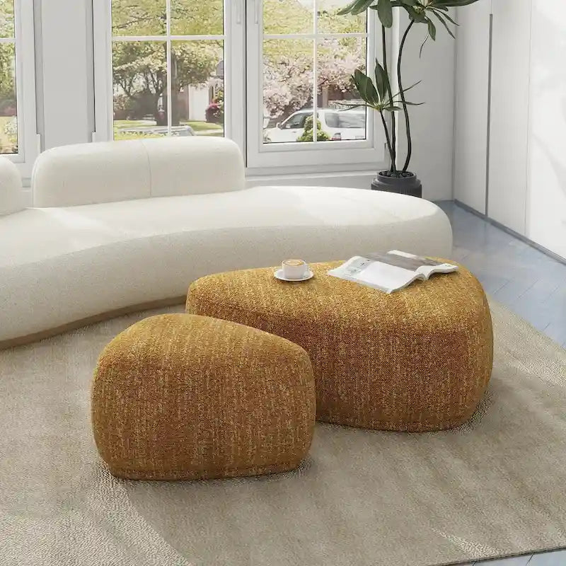 Pouf cocktail triangulaire arrondi Pebble 44