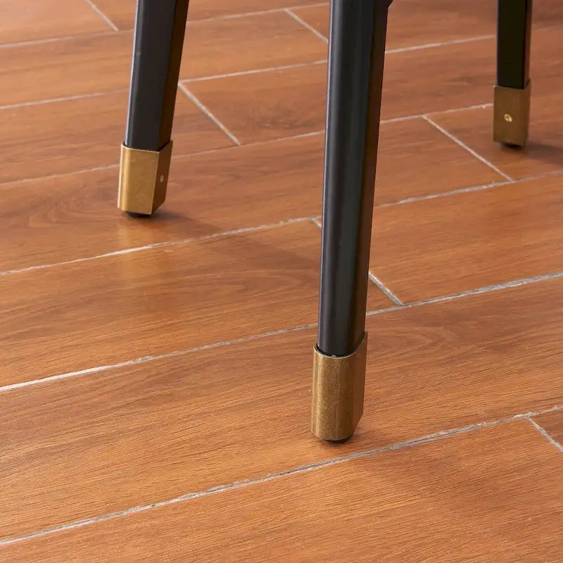 Table d'appoint ronde moderne en bois de style mi-siècle SEI Furniture Morgenstern