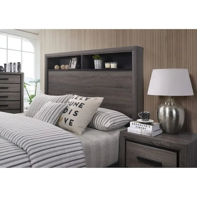 Lit en bois gris Rothwell de Furniture of America avec tête de lit bibliothèque