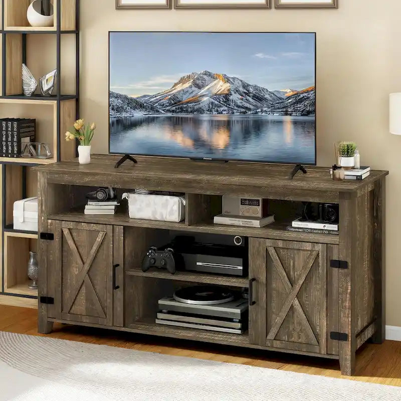 Meuble TV haut de ferme Moasis pour téléviseur de 65 pouces avec portes coulissantes en bois