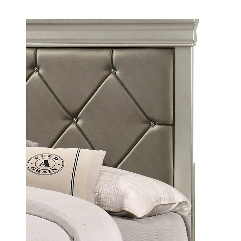 Ensemble de chambre Sigurd 4 pièces en similicuir argenté capitonné