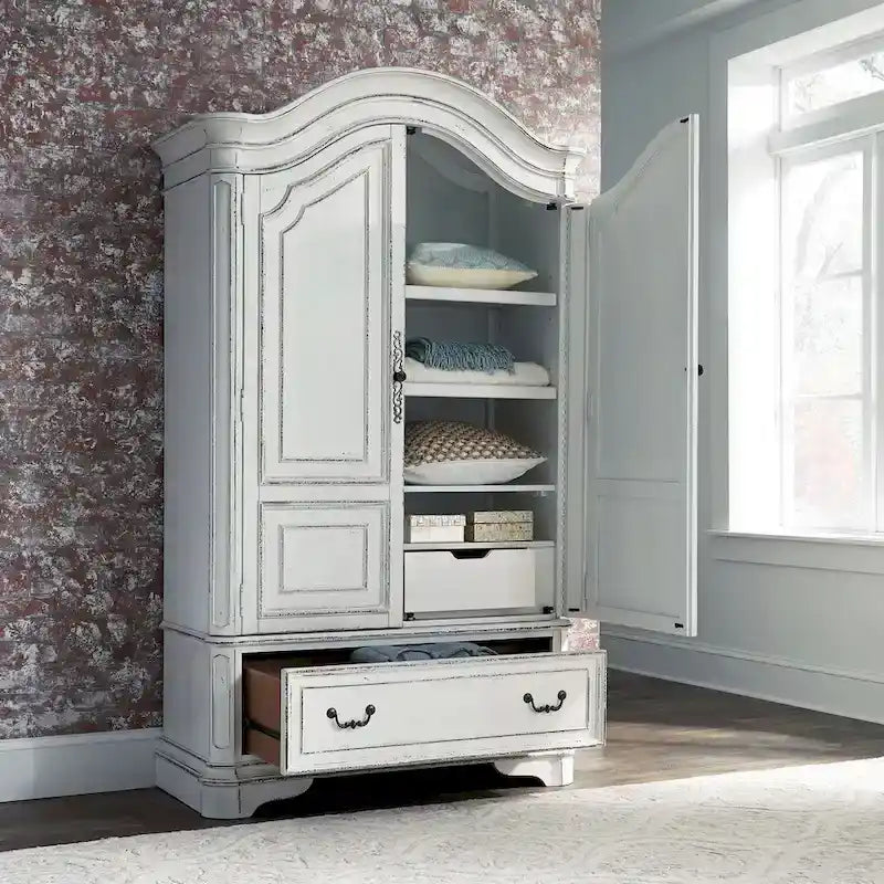Armoire Magnolia Manor blanc antique