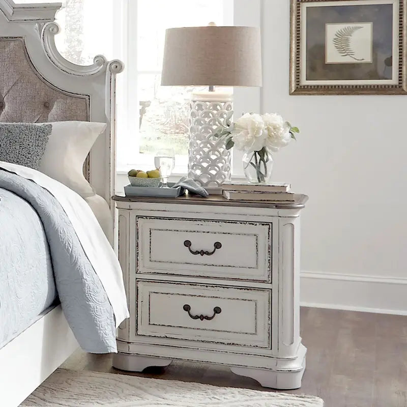 Table de chevet à 2 tiroirs en chêne Magnolia Manor pour chambre à coucher - 2 options de finition