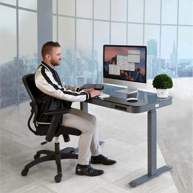 AIRLIFT Plateau de bureau électrique debout en verre trempé de 47,5 pouces, double port de charge USB 2,4 A, hauteur réglable jusqu'à 47,5 pouces de haut