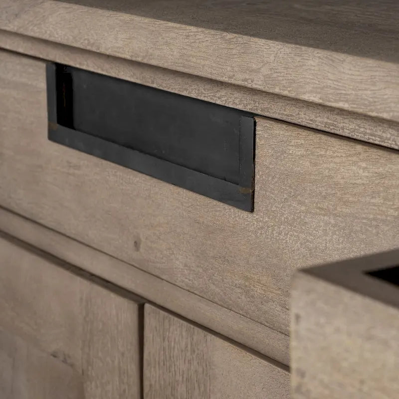 Buffet Braxton III en bois massif brun naturel avec 3 tiroirs et 6 portes - 81,5L x 18,5P x 36,0H