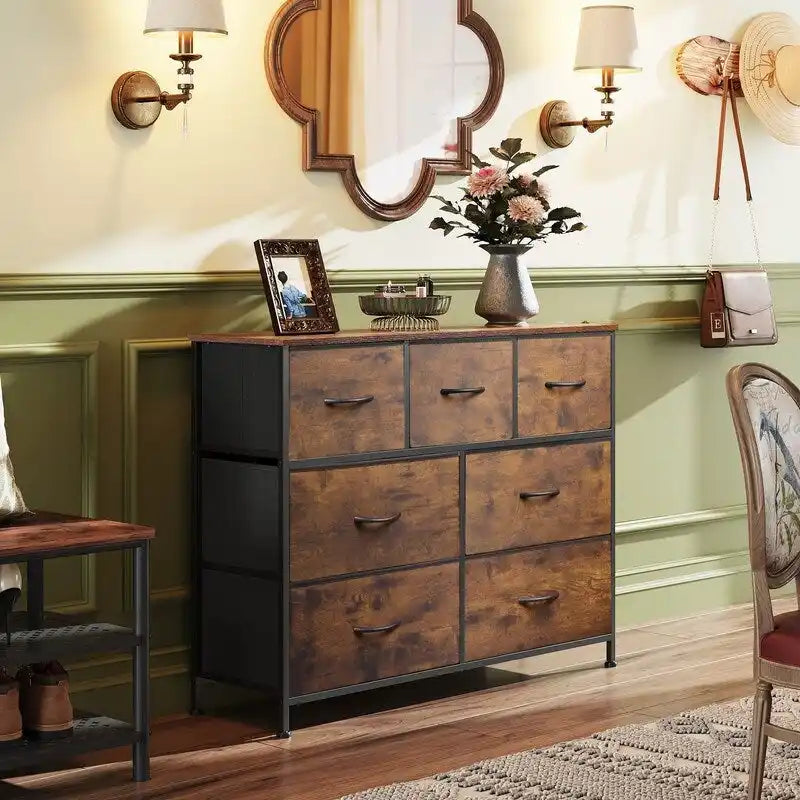 Commode à 7 tiroirs