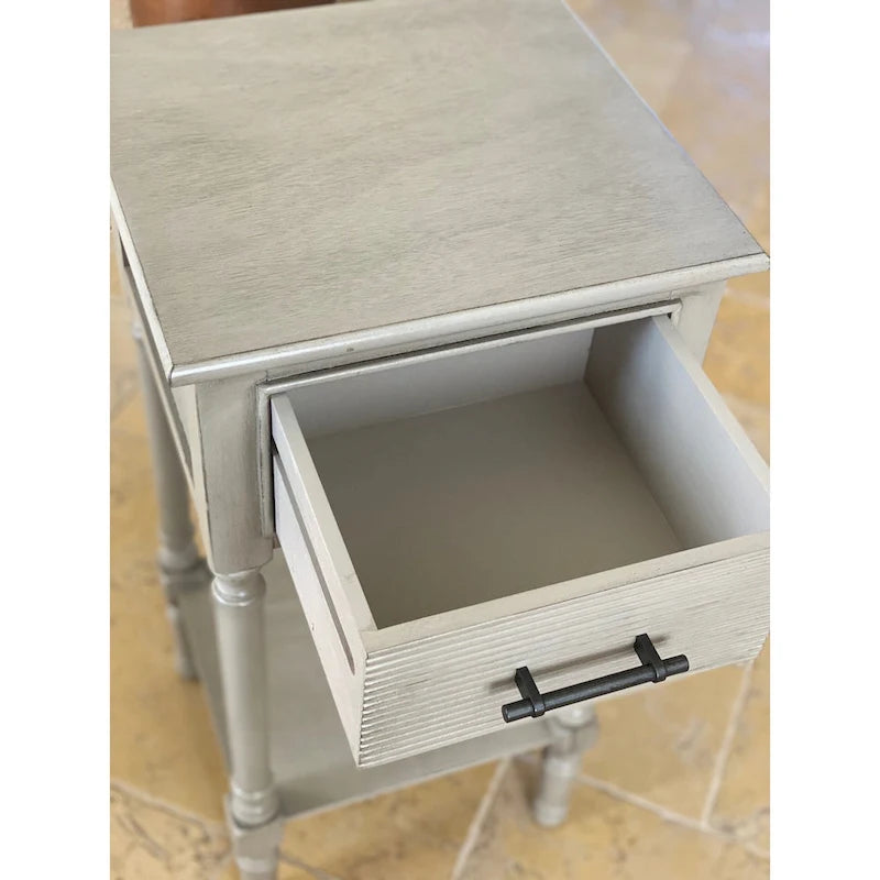 Table d'appoint d'extrémité Vera style campagnard français avec rangement