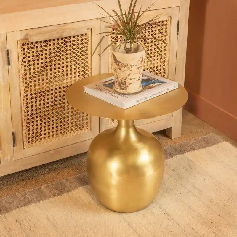 Table d'appoint en métal