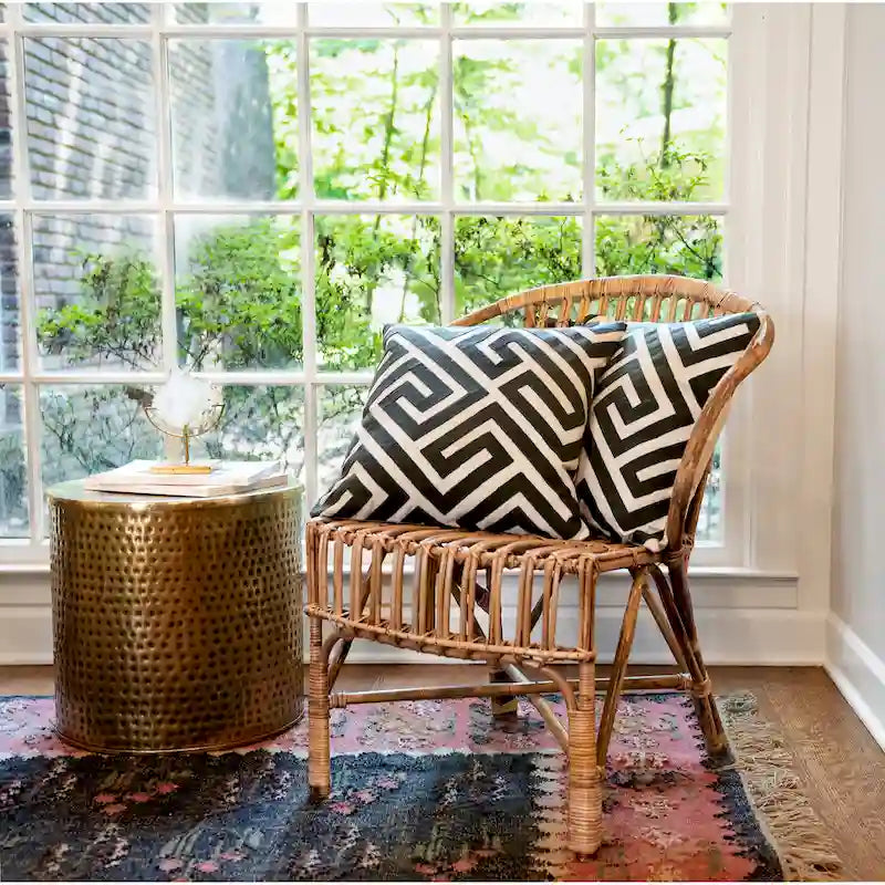Table Tambour en Métal Martelé Laiton avec Couvercle