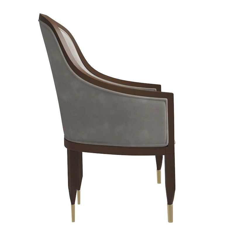 Chaise de salle à manger en cuir avec accoudoirs et cadre en bois d'hévéa série Belle par LeisureMod
