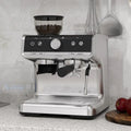 Machine à café expresso, avec moulin, réservoir d'eau de 2,8 L